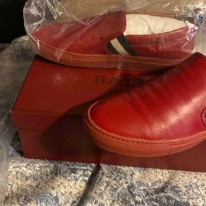 Slip-on Bally. In great condition. Original box, dust bag, and plastic.